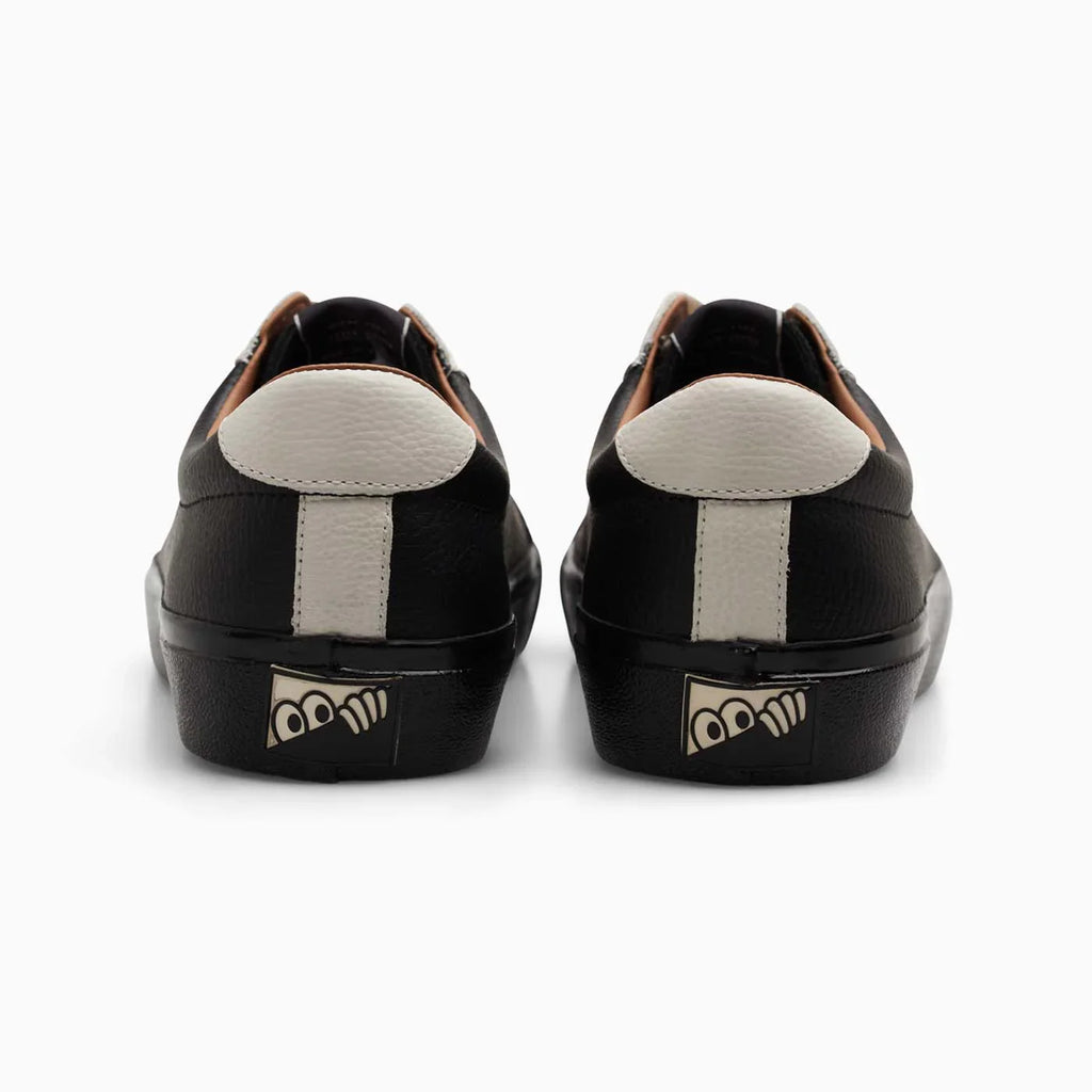 VM004 Milic (Tuxedo Black)