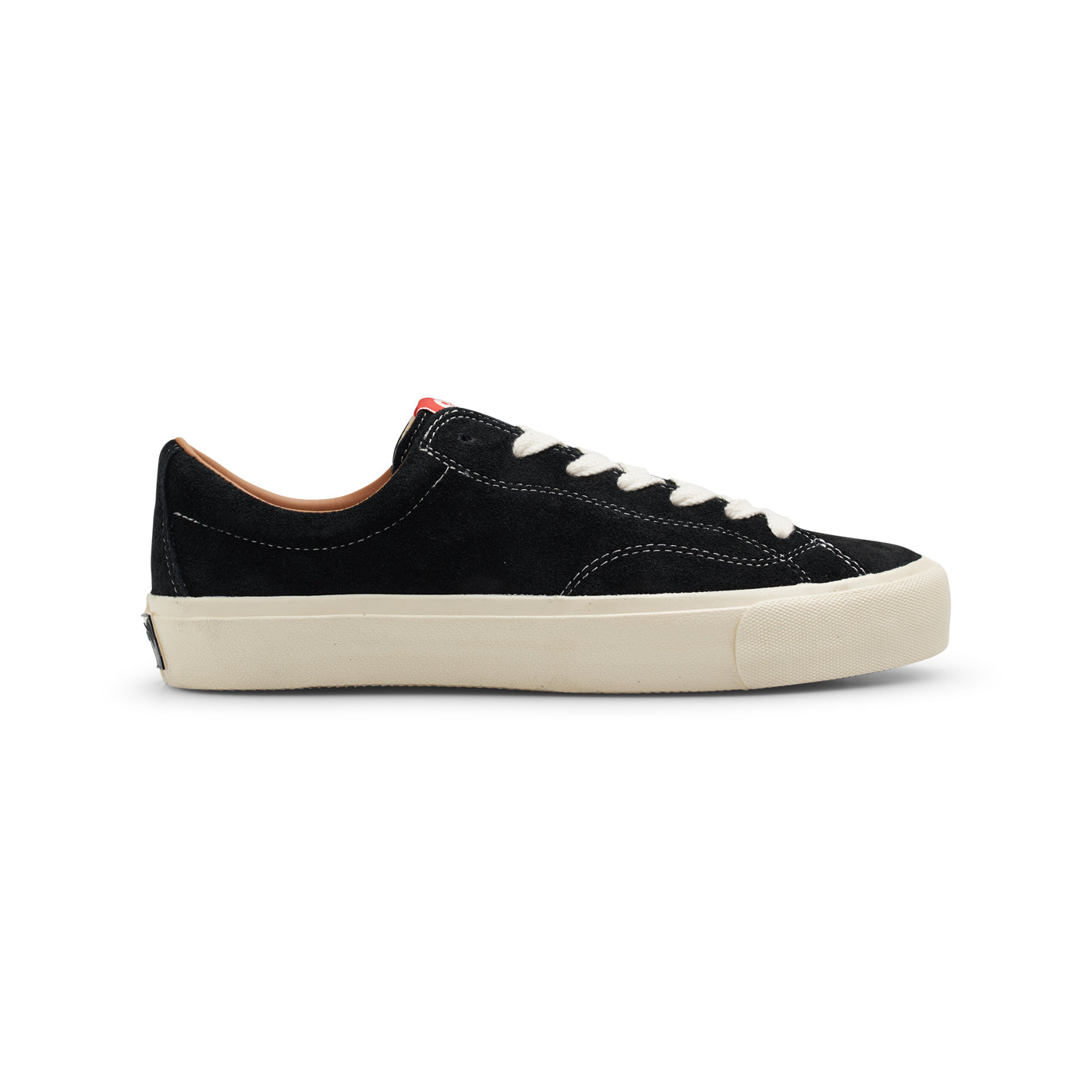 VM003-LO Suede (Black/White)