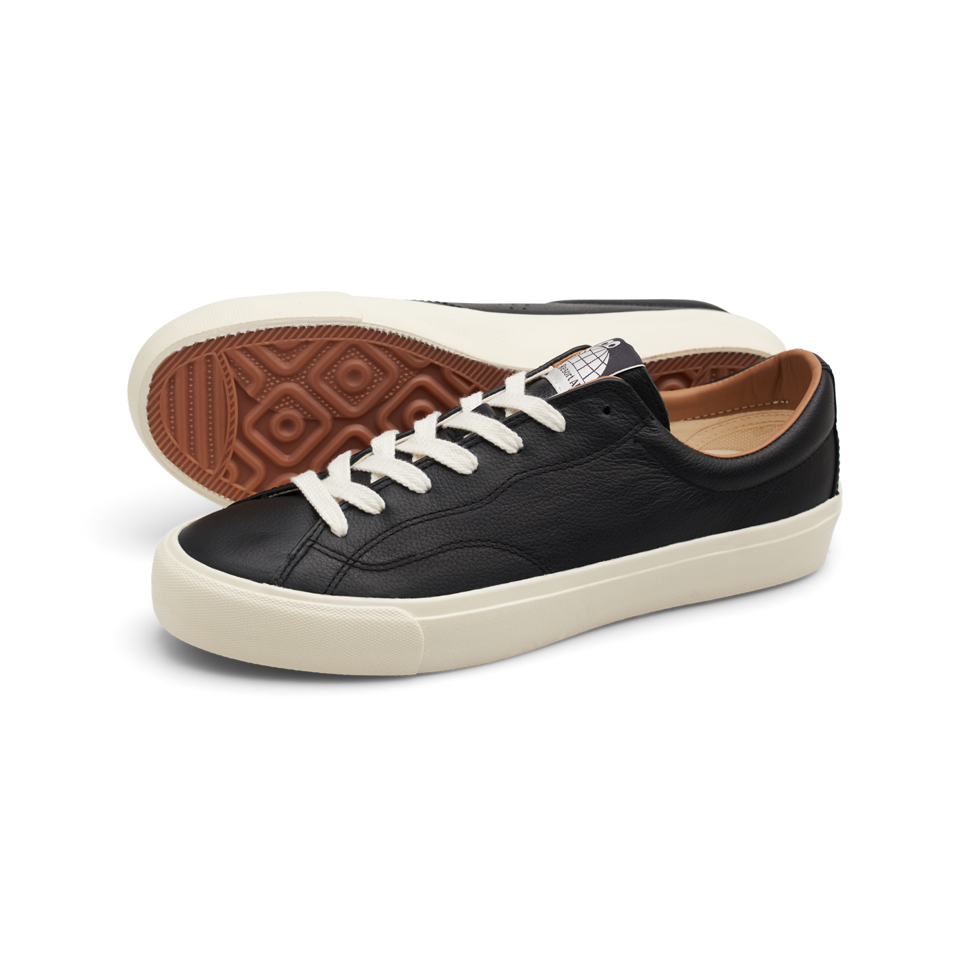 VM003 LO Leather (Black/White)