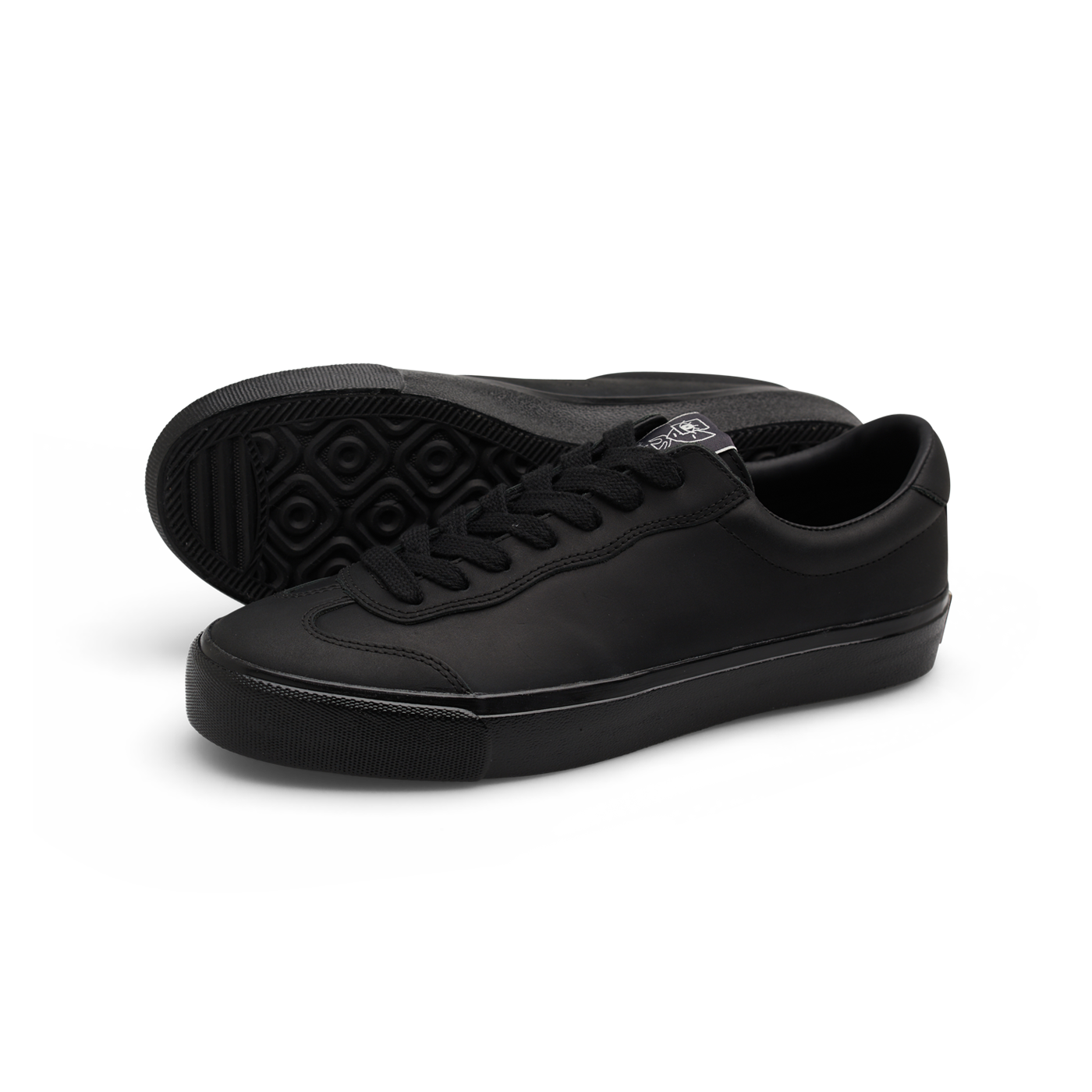 VM004 Milic Leather (Worn Black/Black)