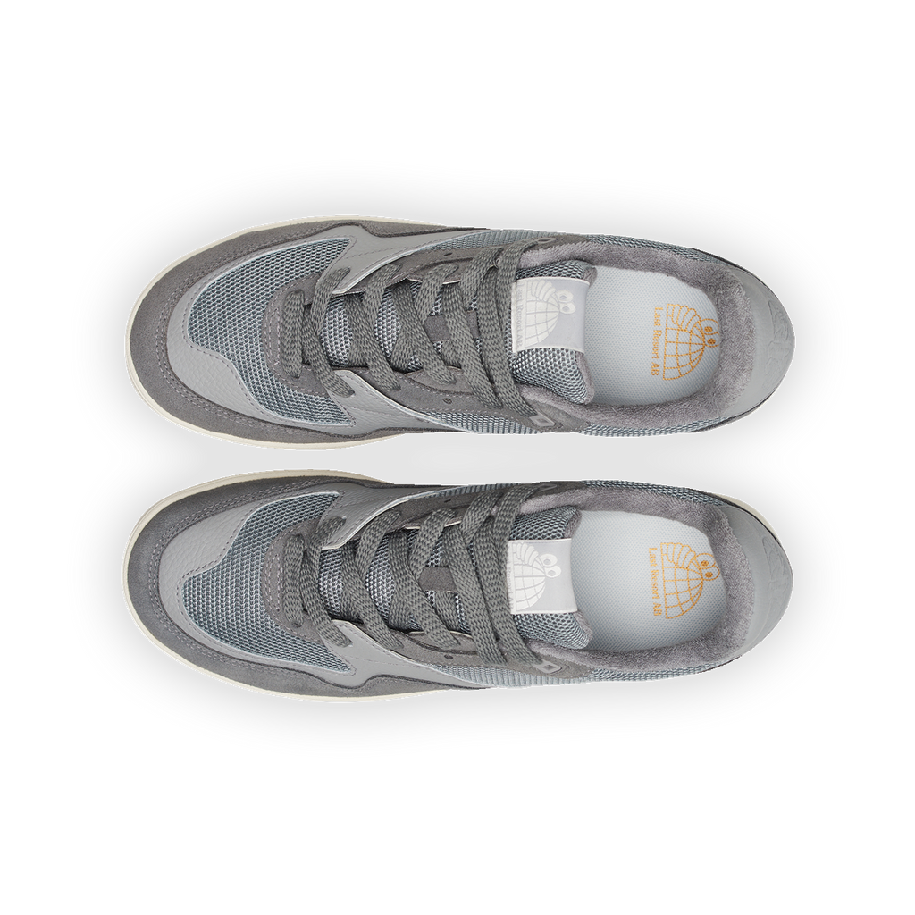 CM002-Lo (Ultimate Grey/White)