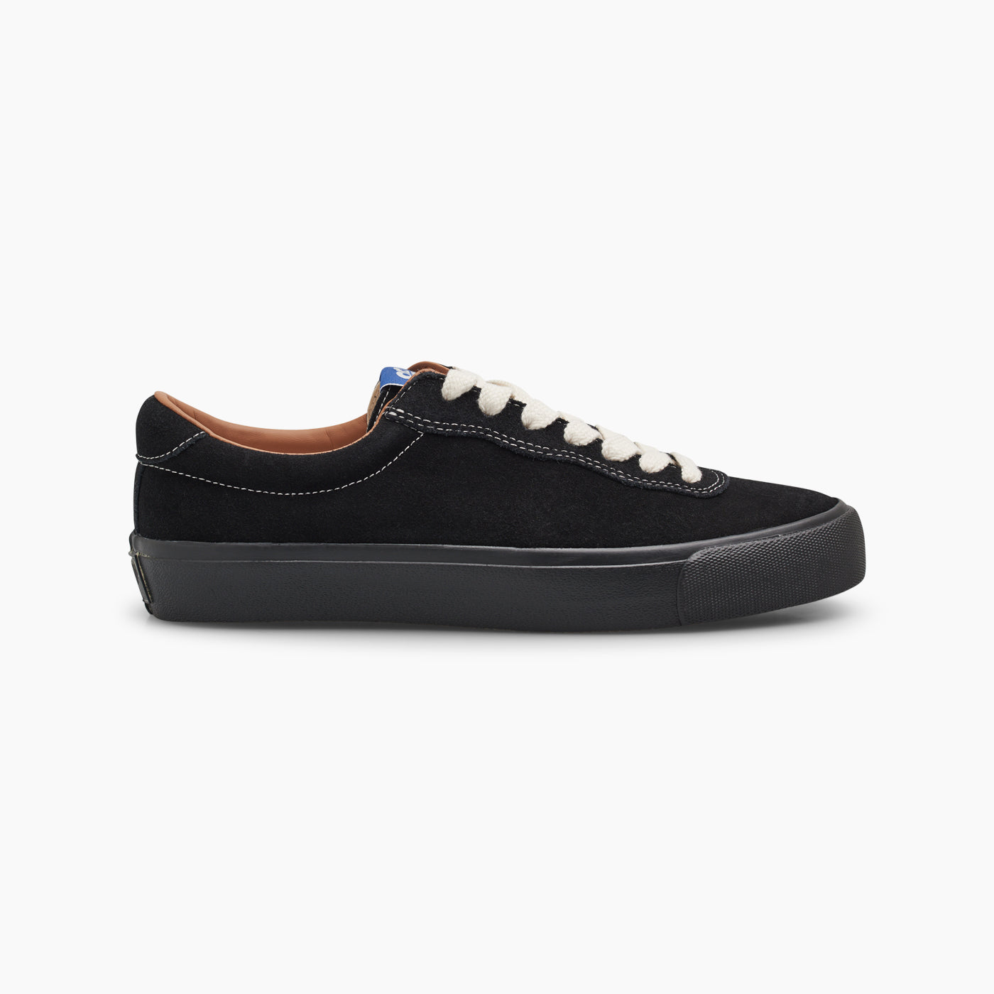 VM001 LO Suede (Black/White/Black)