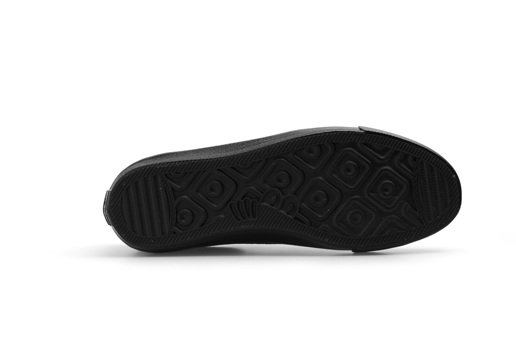 VM004 Milic Leather (Worn Black/Black)