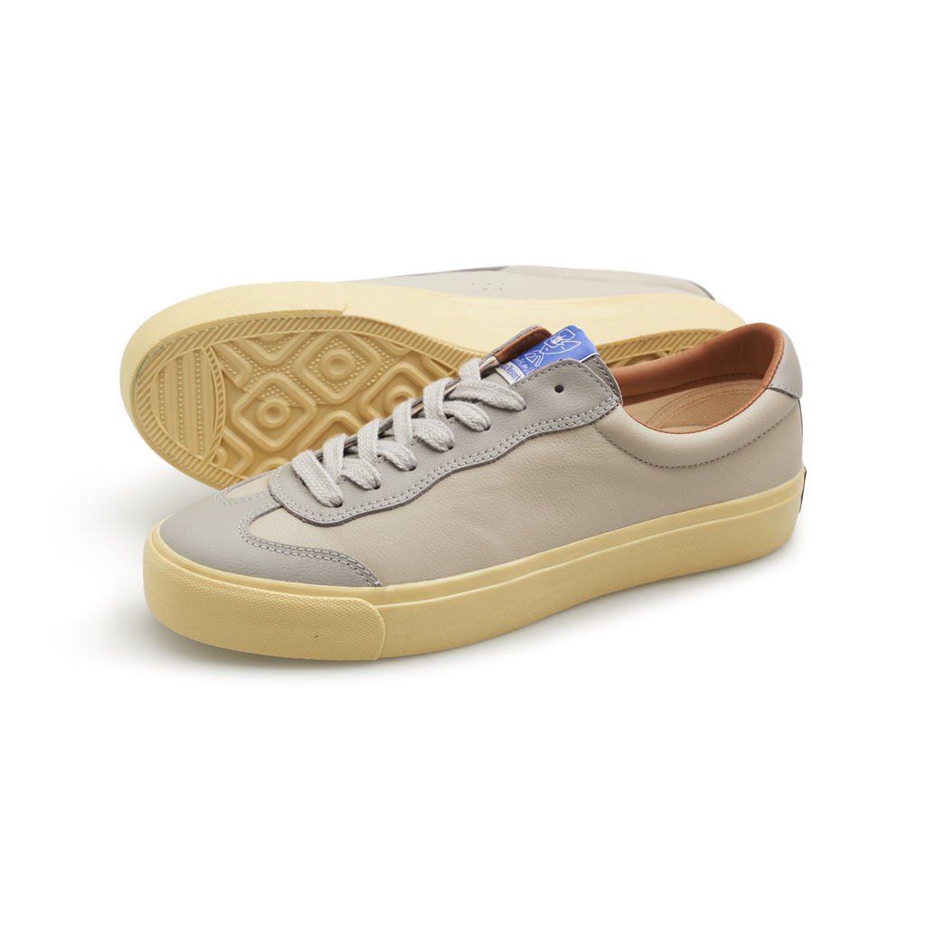 VM004 Milic (Dove Grey/Nicotine)